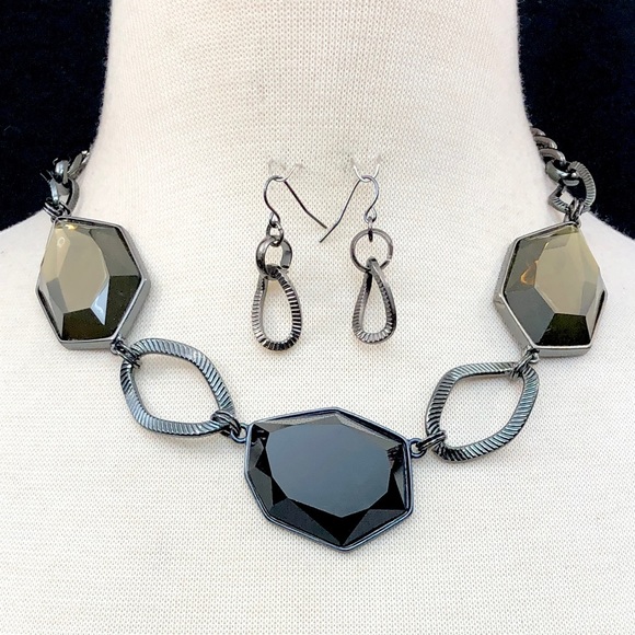 Black Gray Abstract Statement Necklace Earrings Set - Picture 1 of 3